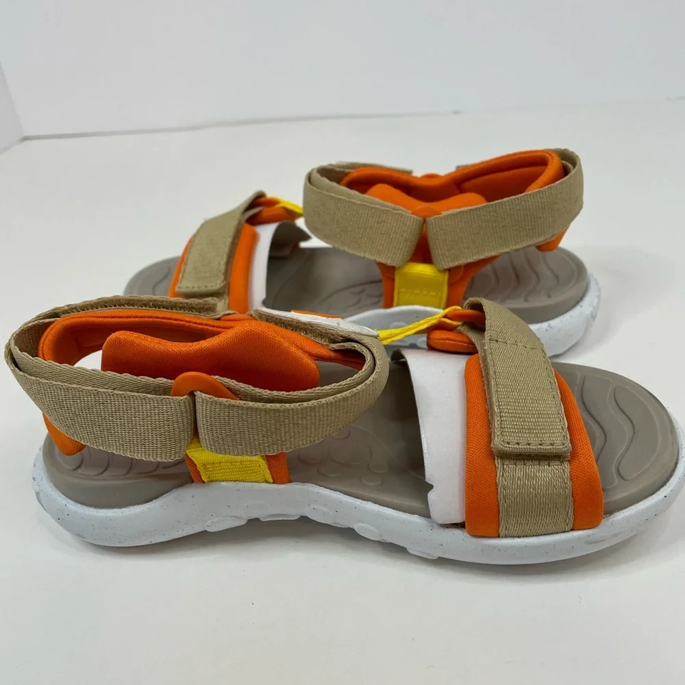 New Kid’s Unisex Camper Tan, Yellow, Orange Wous Sandals Size 31 EU